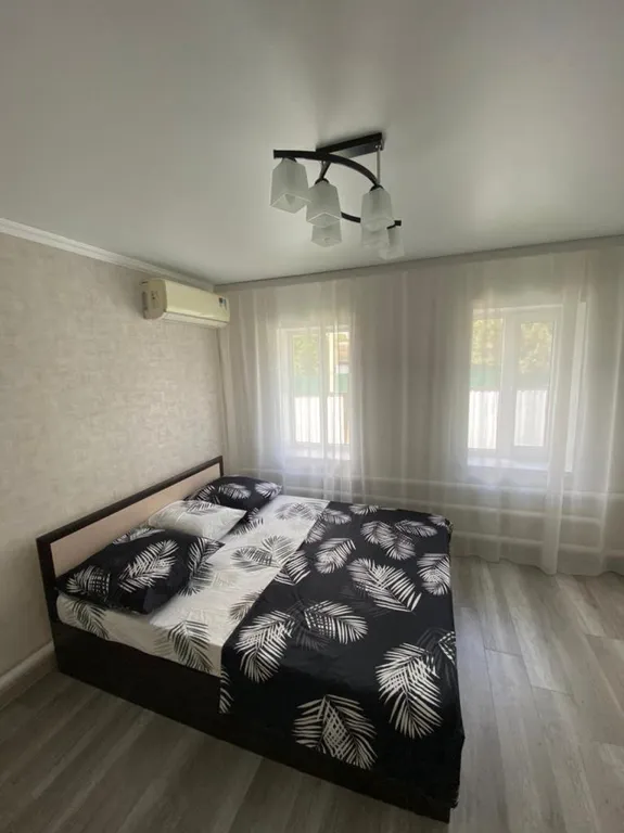 Коттедж 1-комнатный Дом — аренда посуточно в Каменск-Шахтинский