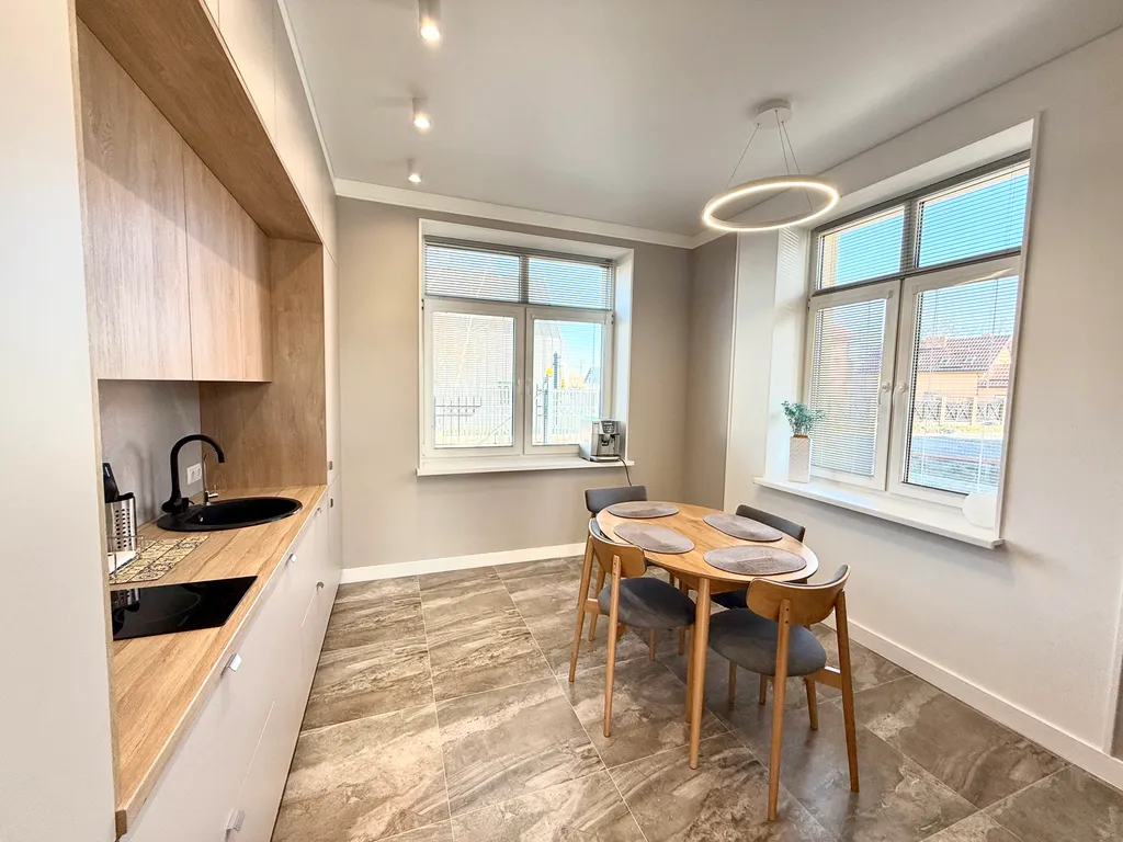 Уютный дом у моря