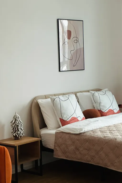 Светлая студия с панорамой центра