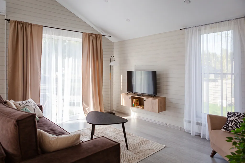 Озёрный дом с видом на живописный пруд