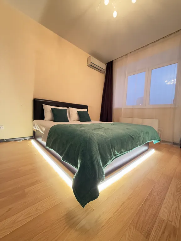 Тут хорошо на Сурикова