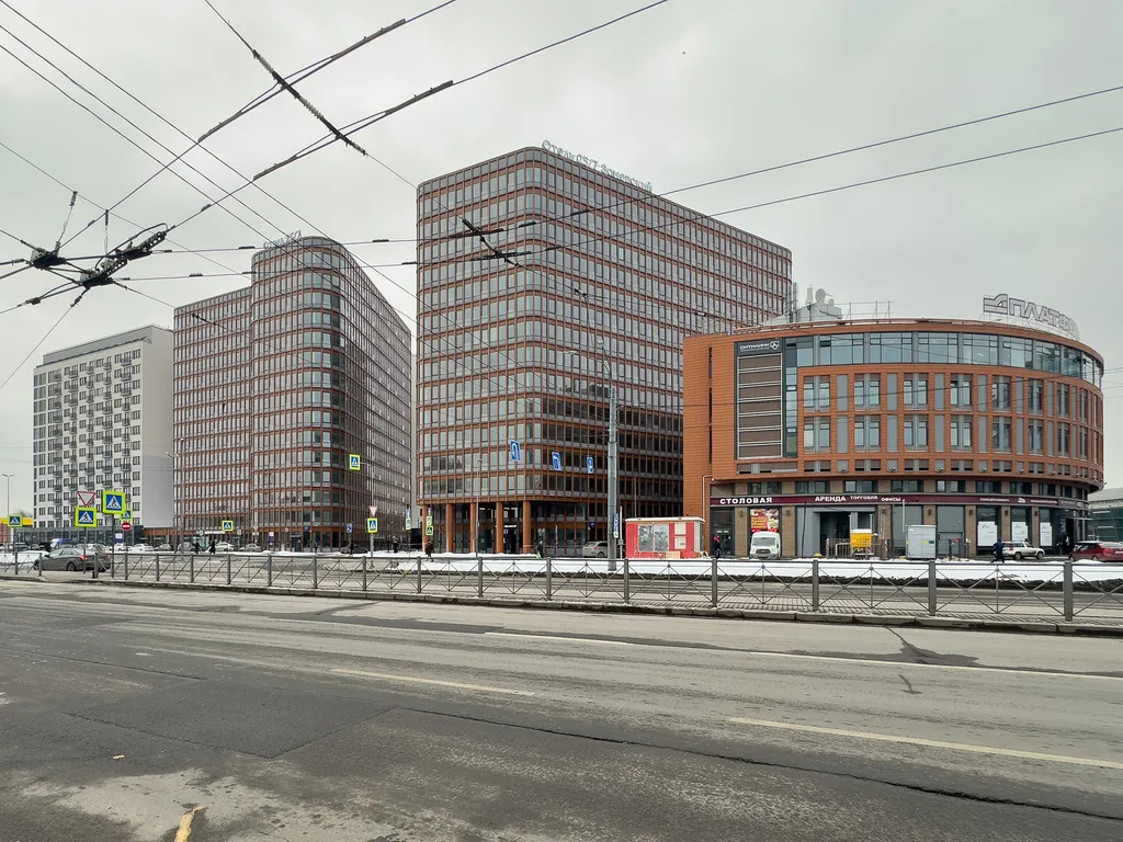 Студия с полной комплектацией у метро Ладожская 801