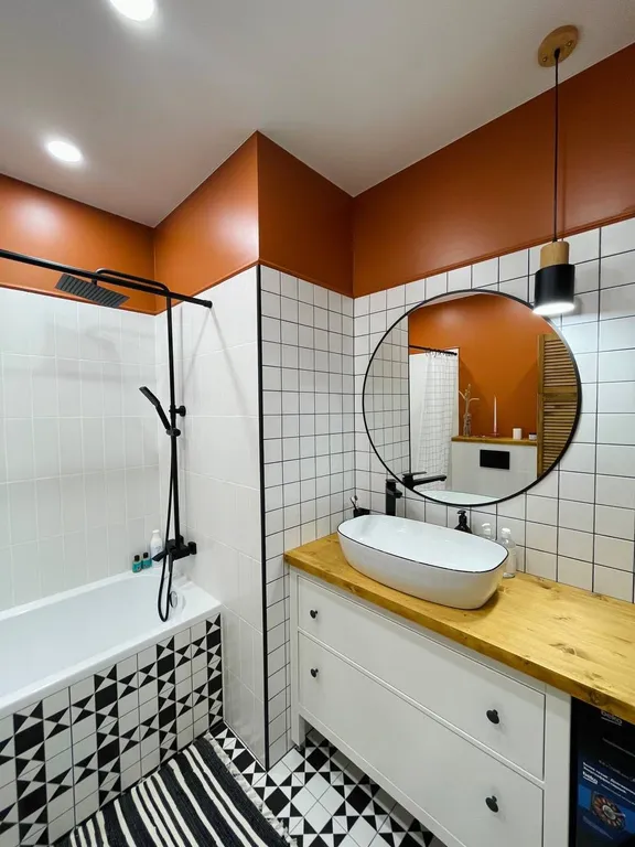 Яркая квартира у моря