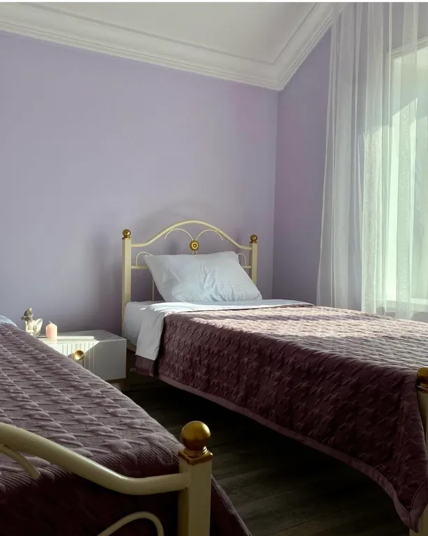 Уютный дом у моря в черте города