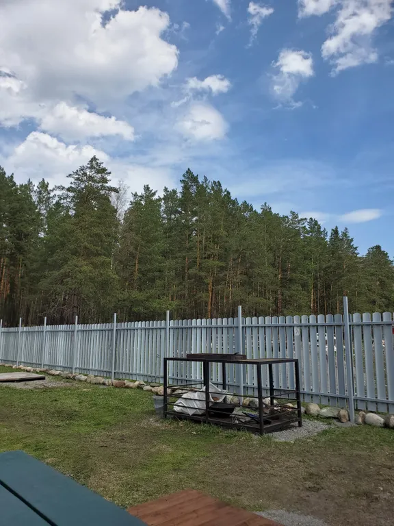 Коттедж Дом почти двухэтажный на опушке реликтового бора с видом на горы — Аскат