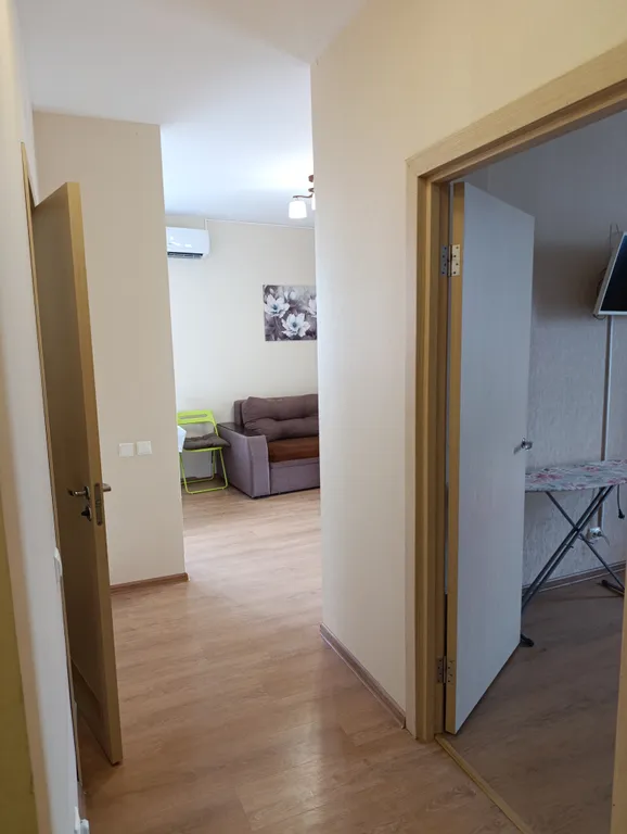 Солнечная квартира с красивым видом на город