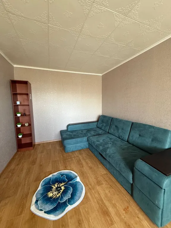 Квартира теплая, расположение центр, большой балкон