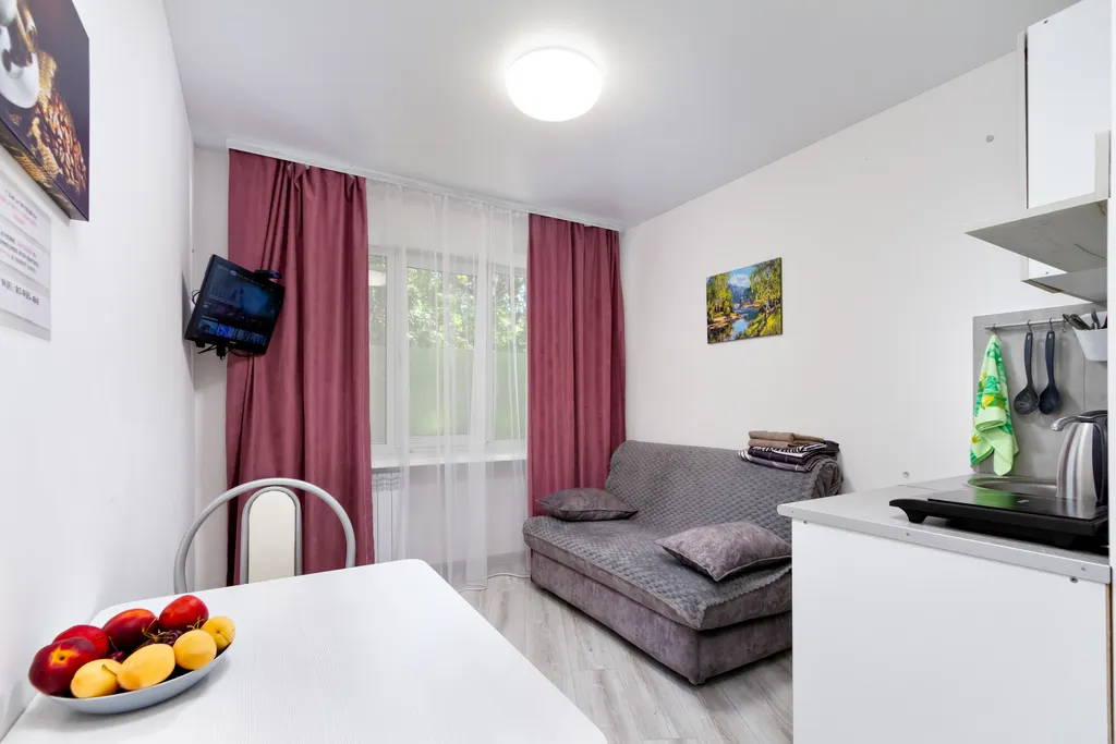 Уютная студия рядом с парком победы