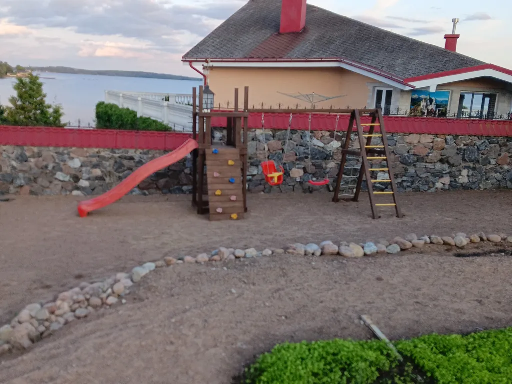 Уютный коттедж в городе Выборг с видом на финский залив и терассой