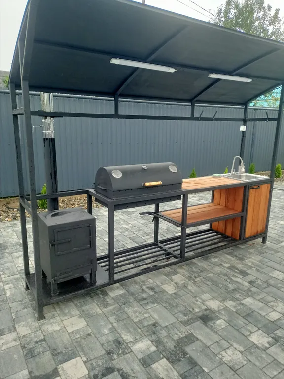 Дом с теплым бассейном