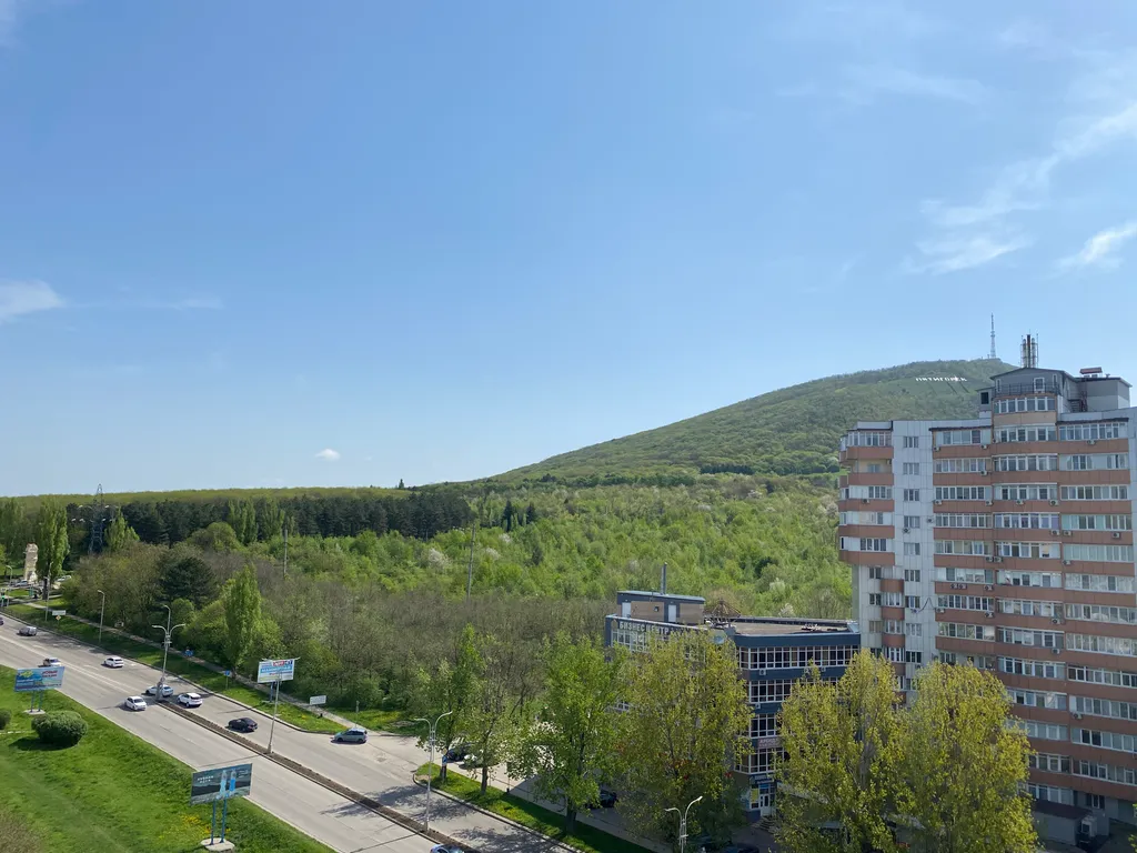 Светлая квартира рядом с достопримечательностями и панорамным видом