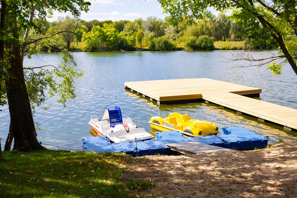 Дом Галька с видом на озеро и горы