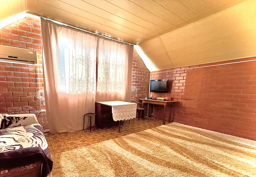 Коттедж Дом у моря на 11 гостей-3 минуты пешком — аренда посуточно в Голубицкая