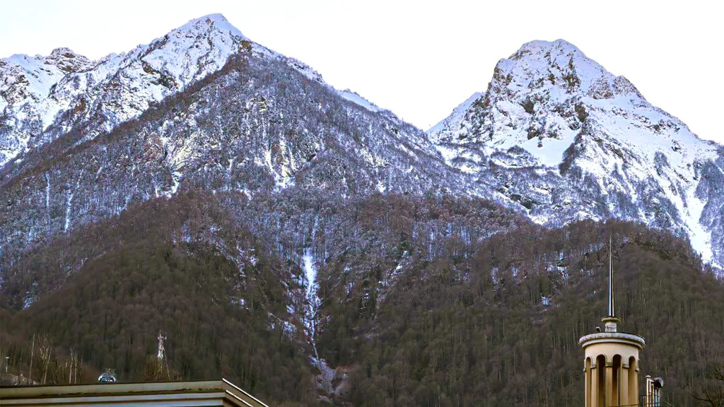 Шикарный апартамент в центре Роза Хутор