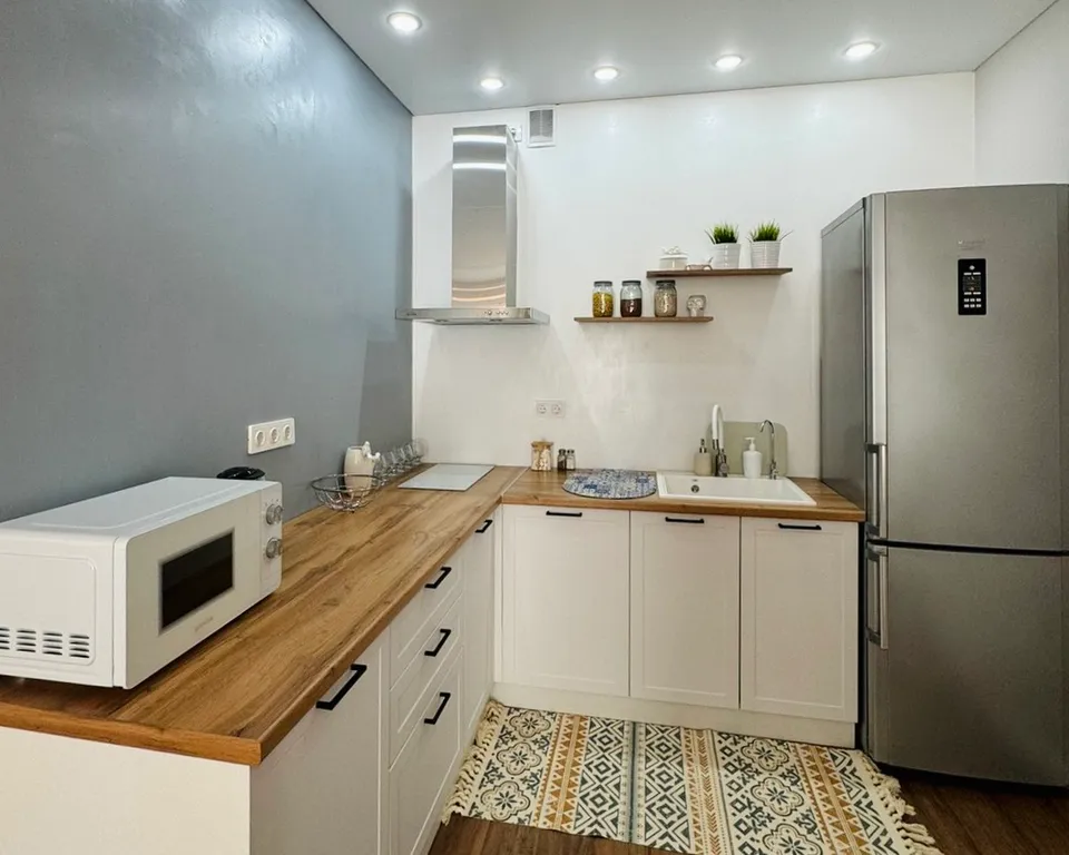 Добрый дом в центре Уфы с видом на реку Белую для четверых гостей