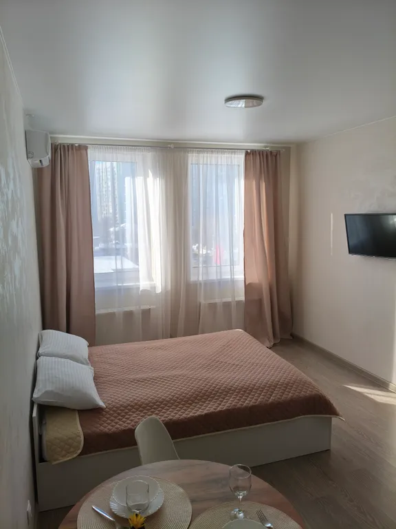 Студия в свежем ремонте недалеко от набережной, центра