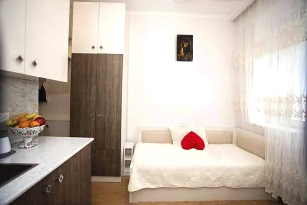 Солнечная квартира-студия с прекрасным видом в центре — аренда посуточно в Тбилиси