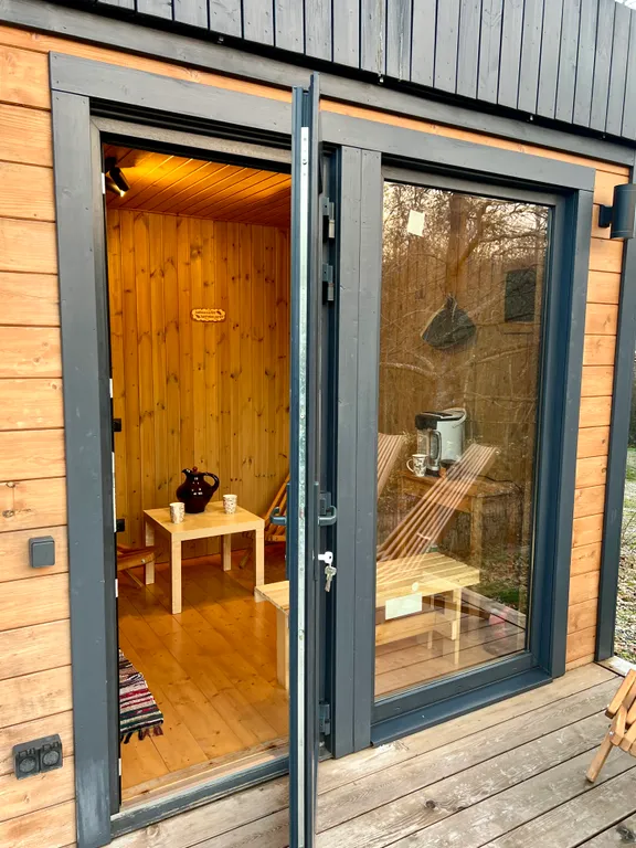 Коттедж Уютный дом у берега реки с баней — Горячий Ключ