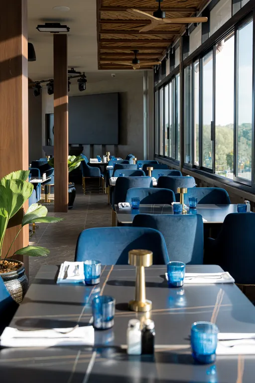 Апартамент с видом на море у пляжа Раваи