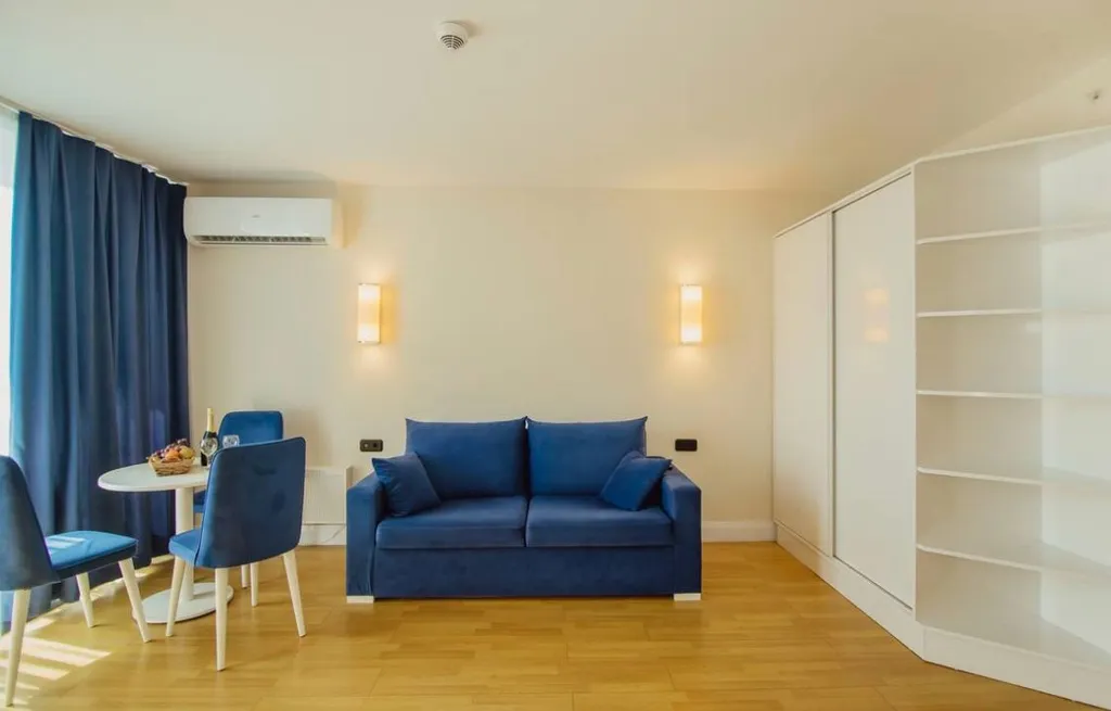 Orbi City View 39-43