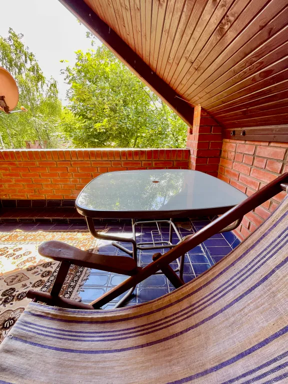 Улучшенный номер с балконом и стильной ванной комнатой