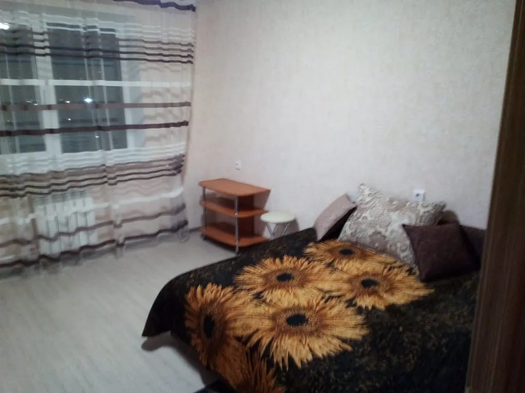 Квартира рядом с ТРЦ Московский