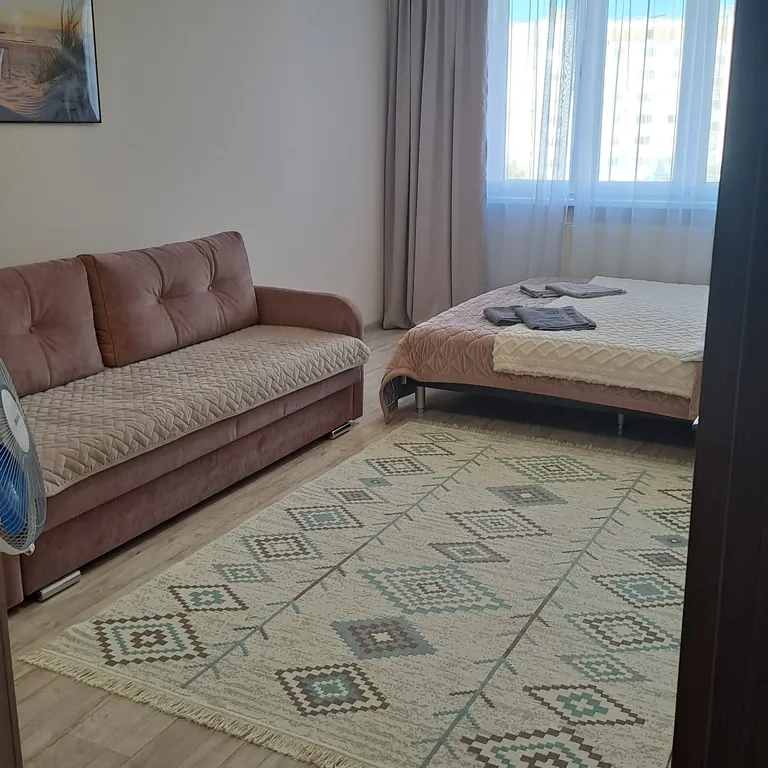 Светлая, чистая и уютная квартира с хорошим расположением