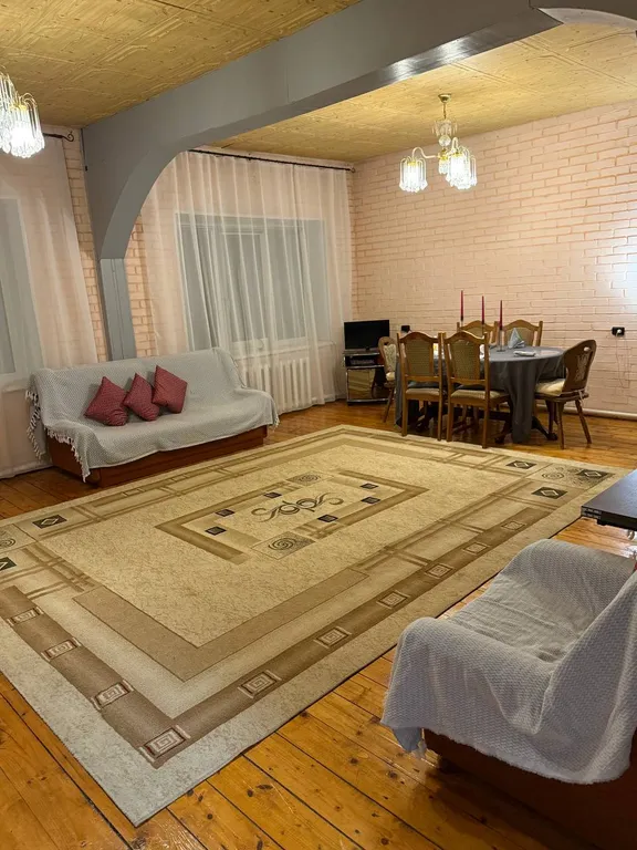 Дом с камином на дровах, баня на берёзовых дровах