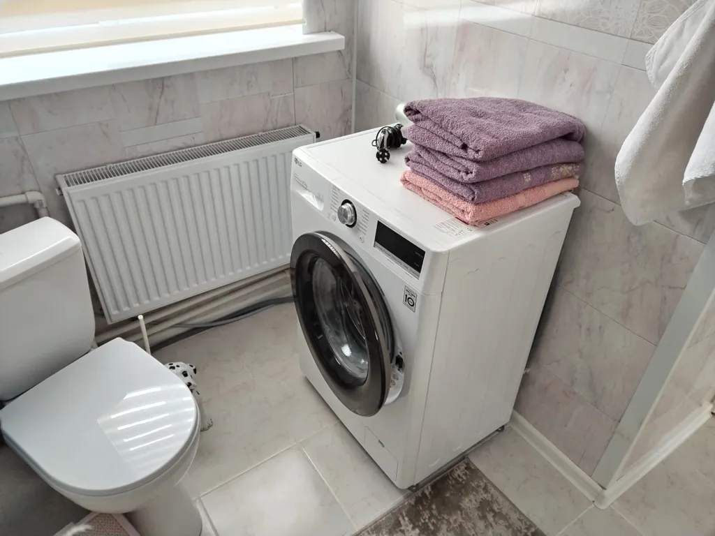 Уютный загородный дом у озера, с баней, для отдыха и праздника