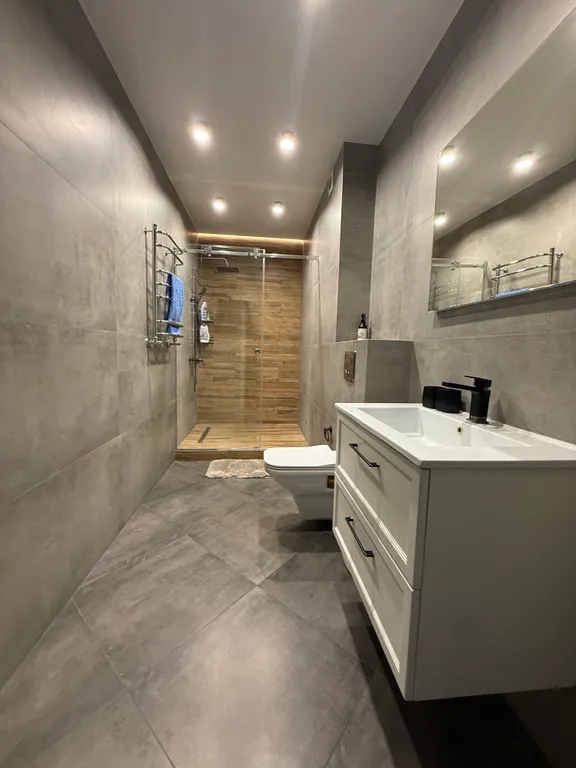 Уютная квартира в центре города, с изумительным видом на море