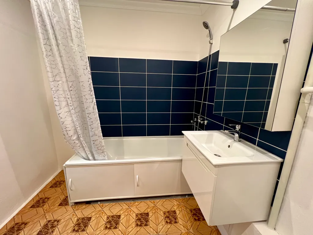 Аренда у клиники Фёдорова