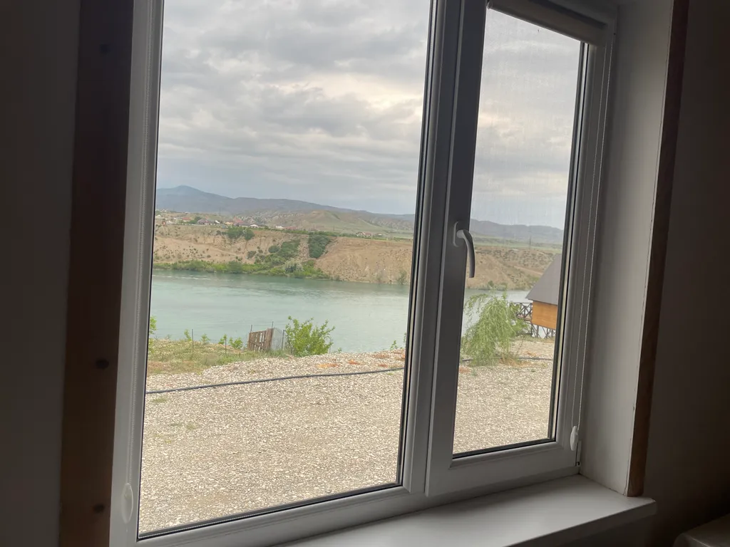 Дом с видом на реку Сулак