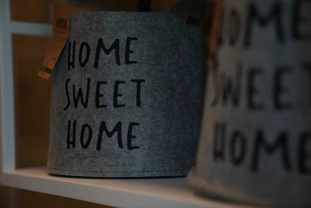 Коттедж Домик в лесу у реки с панорамным остеклением — Сиверский