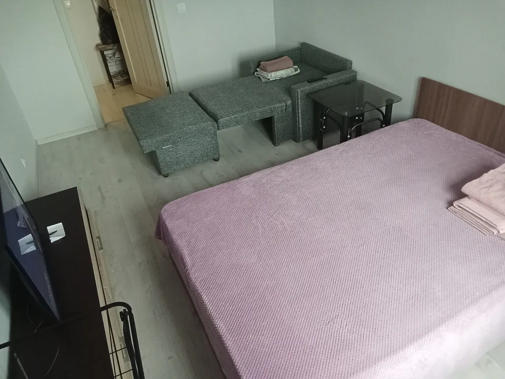 Уютная квартира с видом на лес с удобной кроватью