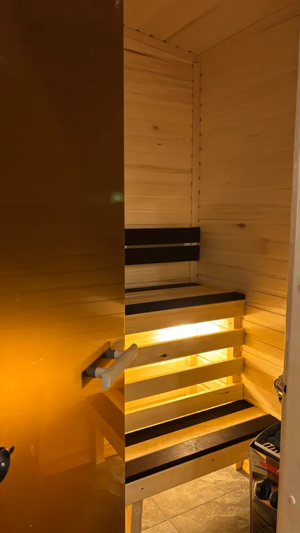 Дом у озера с бесплатной сауной