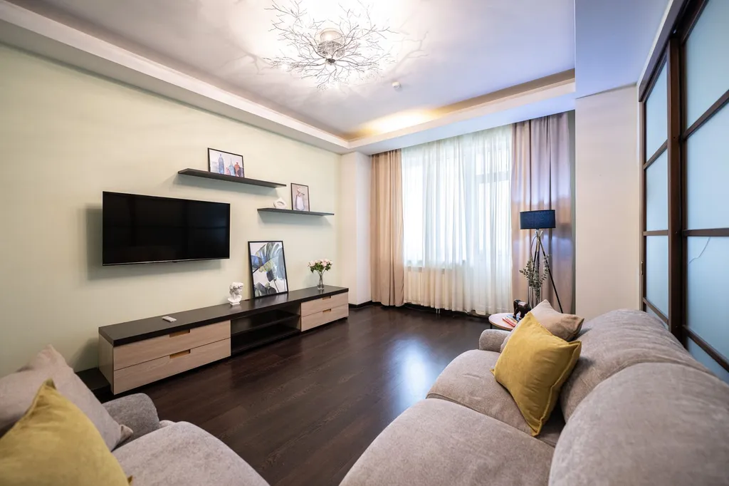 Большая квартира с кондиционерами и камином