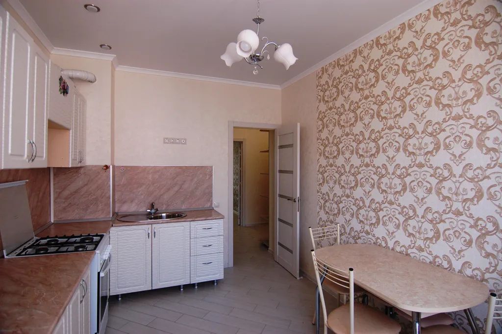 Бюджетная квартира в ЖК Легенда, 10 минут от моря