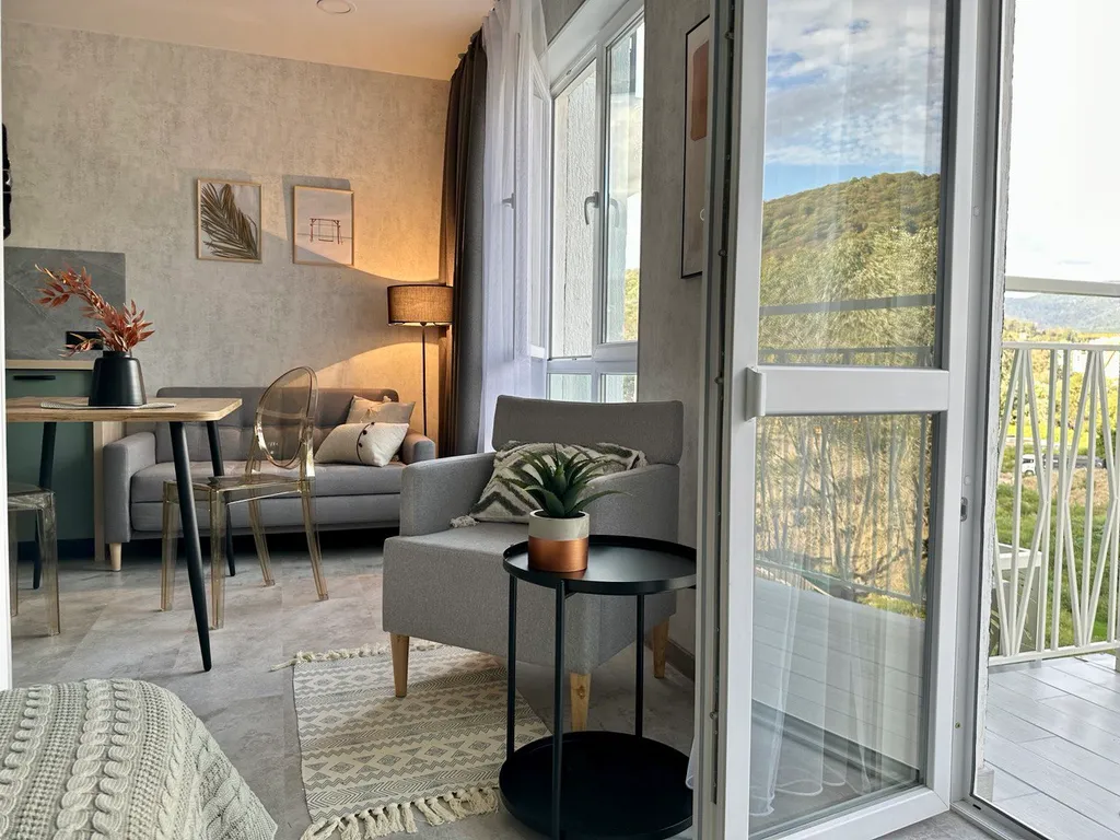 Стильная квартира в ЖК Флора