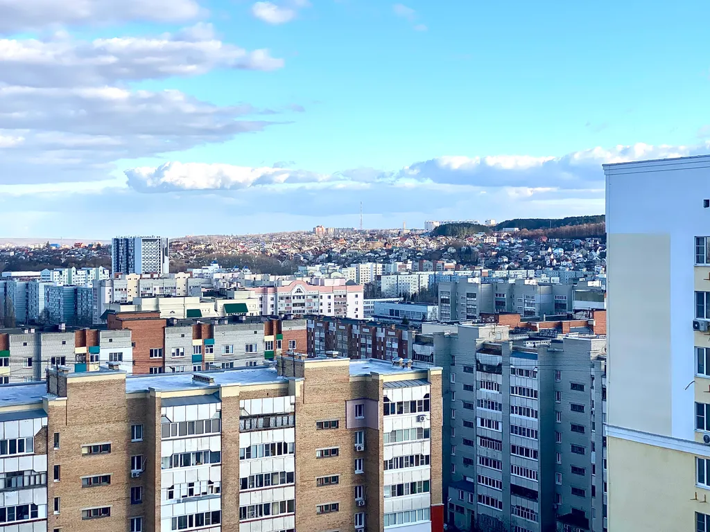 Большая квартира с красивым видом на город в новом ЖК