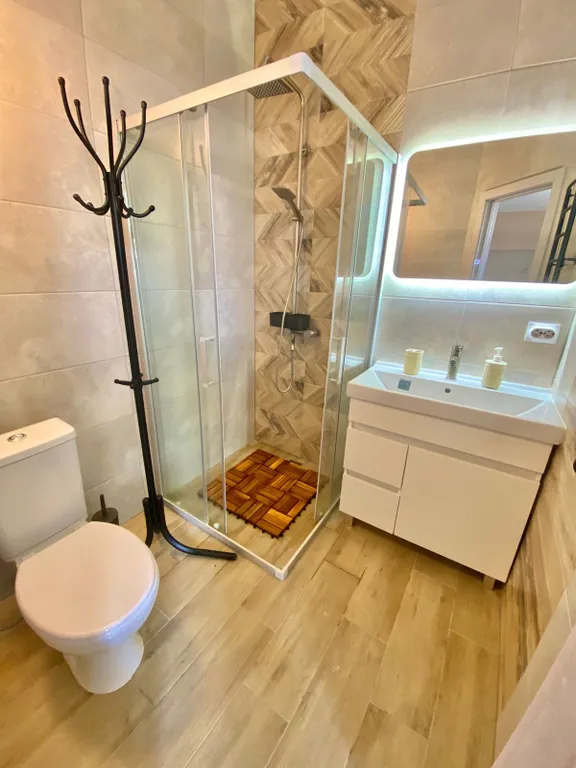 Эллинг у реки