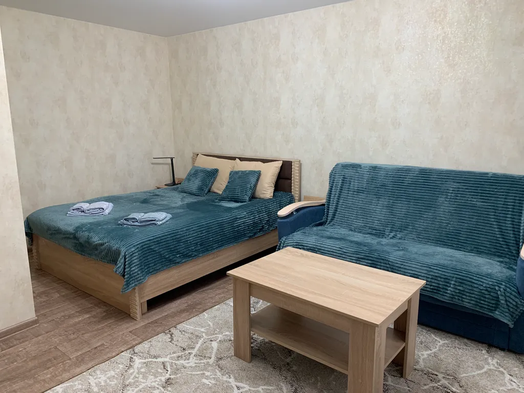 Уютная и чистая квартира в центре города — аренда посуточно в Михайловка