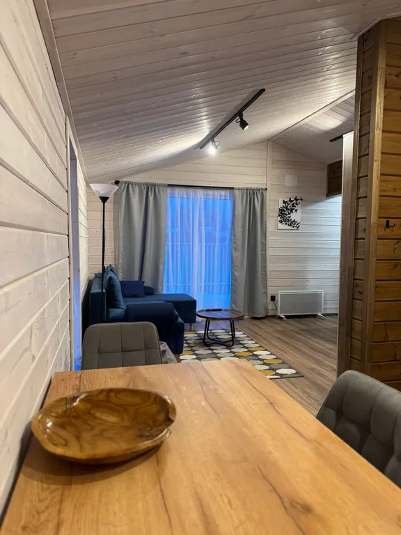 Коттедж Домик на поляне — Светлое