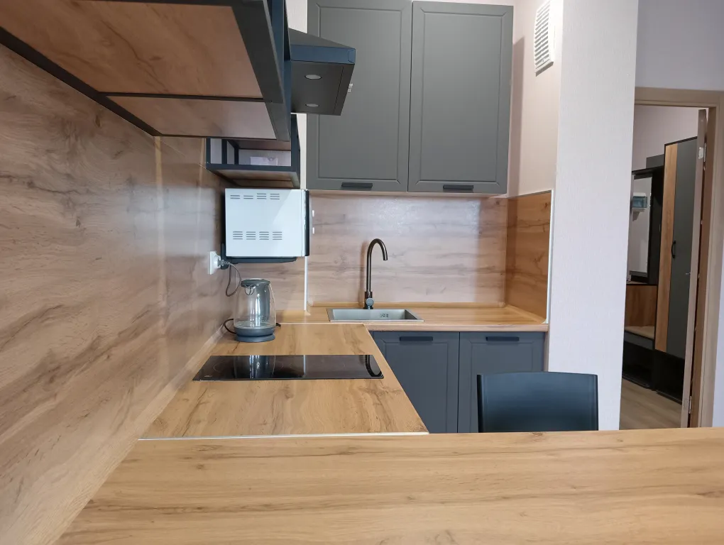 Стильная студия в новом доме комфорт класса ЖК Лес