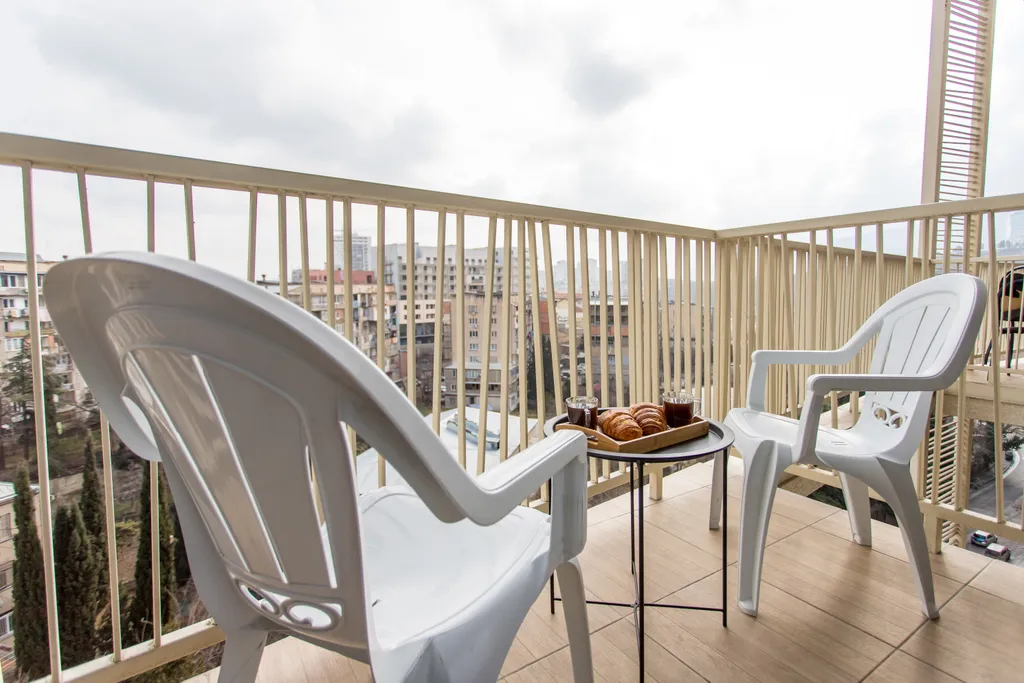 Уютная квартира с красивым видом на Мтацминду и город