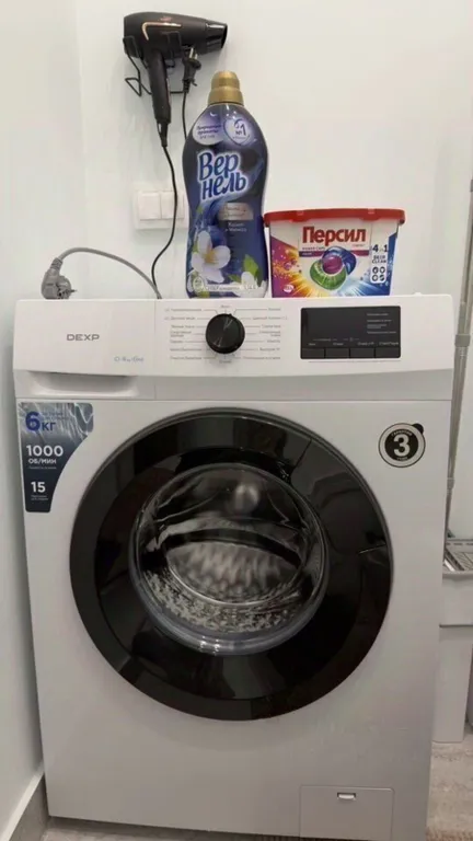 Студия с шикарным высоким потолком