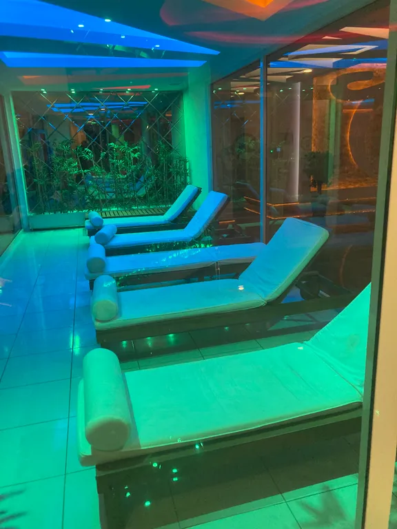 Апартамент с видом на море и горы