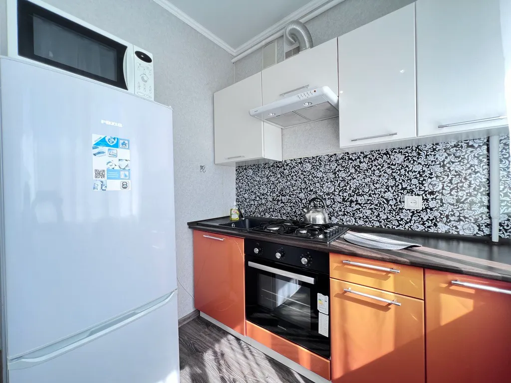 ПЛОЩАДЬ ЛЕНИНА, ЦЕНТР