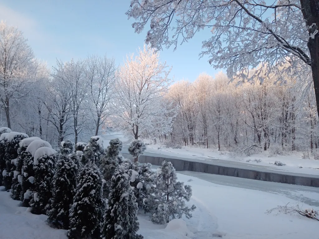 Уютный дом на берегу с мангальной зоной и баней