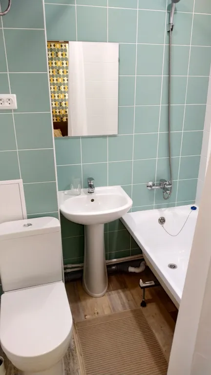 Квартира-студия около метро для большой компании из 6-ти человек