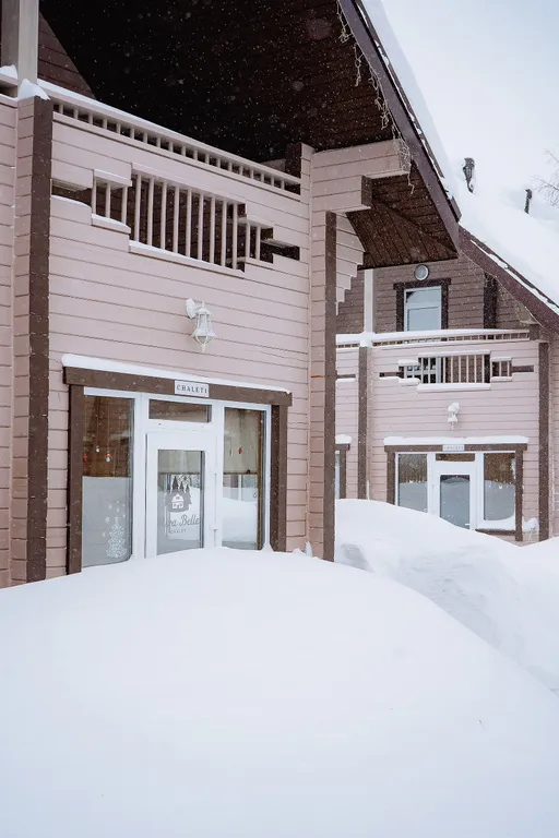 Частный дом с видом на горы